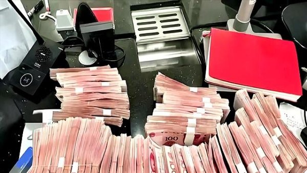 专业配资门户官网 存款别再犯傻！这六个禁忌你知道吗？老员工教你守住血汗钱！